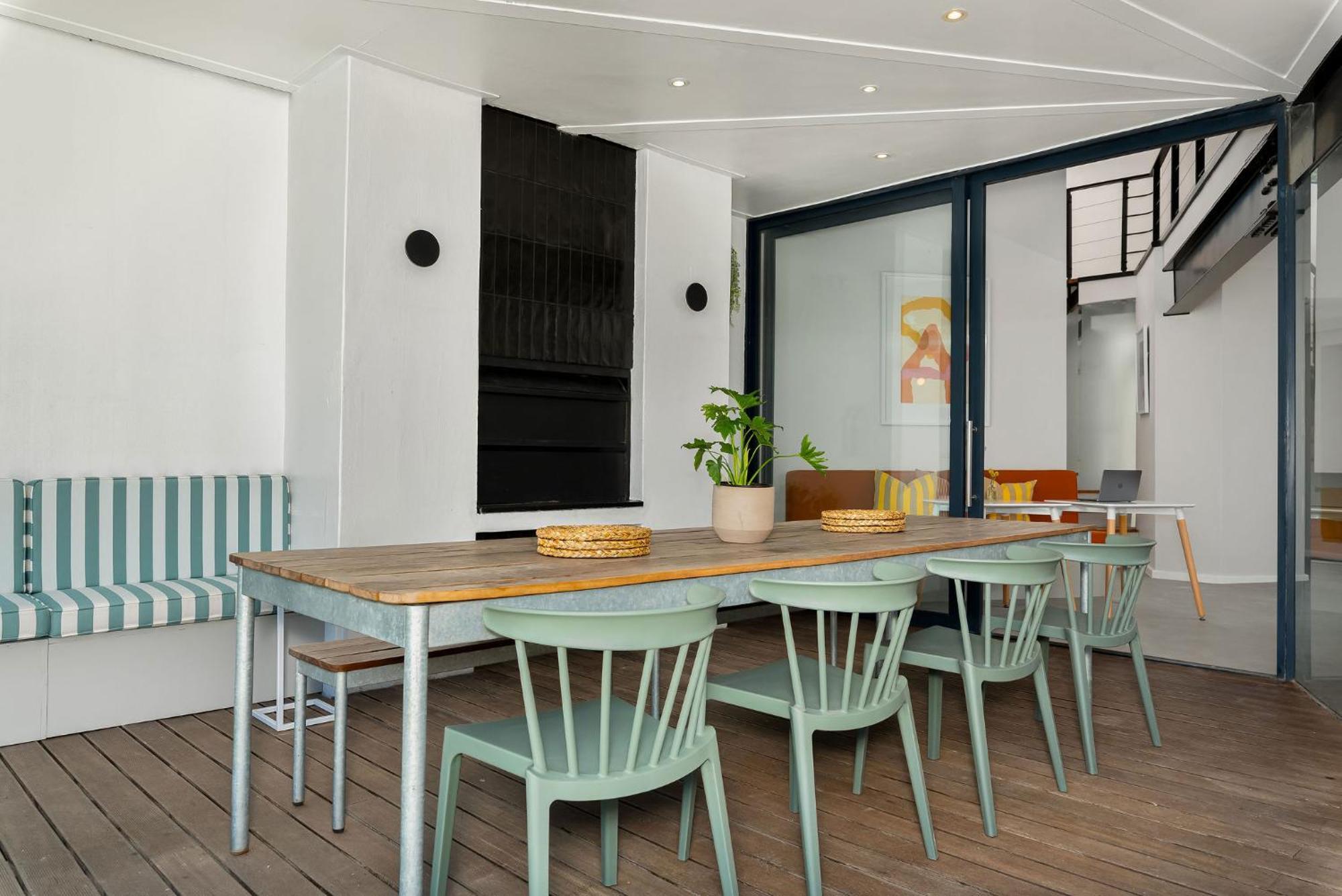 Hotel Neighbourgood 1St Crescent Camps Bay Kapstadt Exterior foto