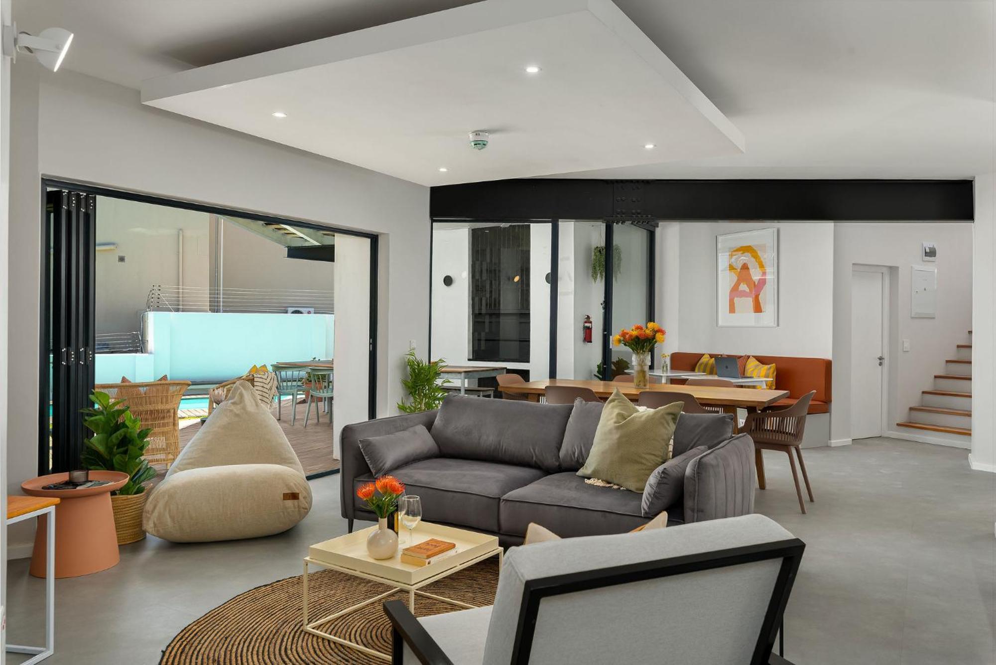 Hotel Neighbourgood 1St Crescent Camps Bay Kapstadt Exterior foto