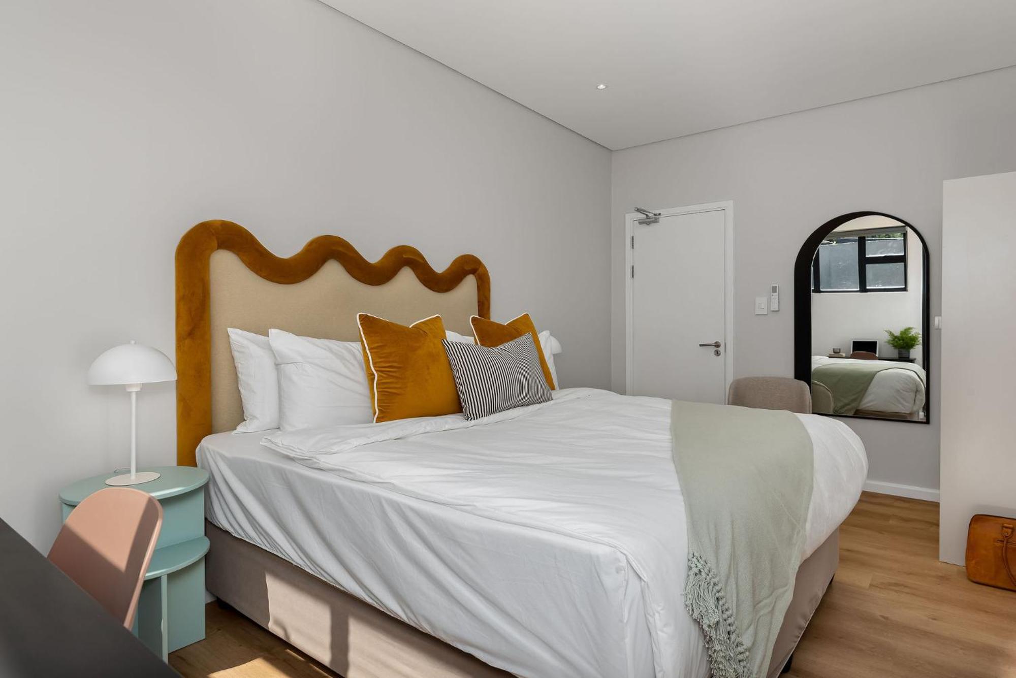 Hotel Neighbourgood 1St Crescent Camps Bay Kapstadt Zimmer foto