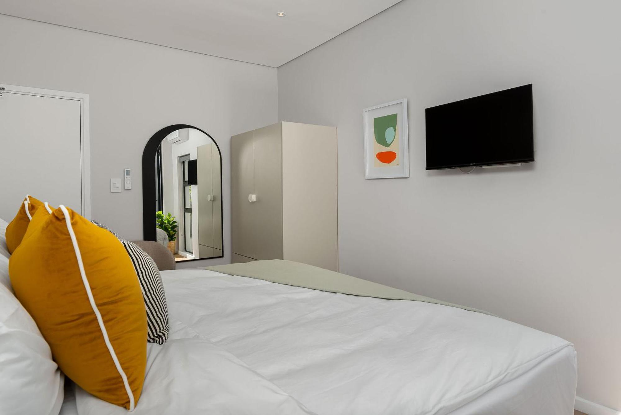 Hotel Neighbourgood 1St Crescent Camps Bay Kapstadt Zimmer foto