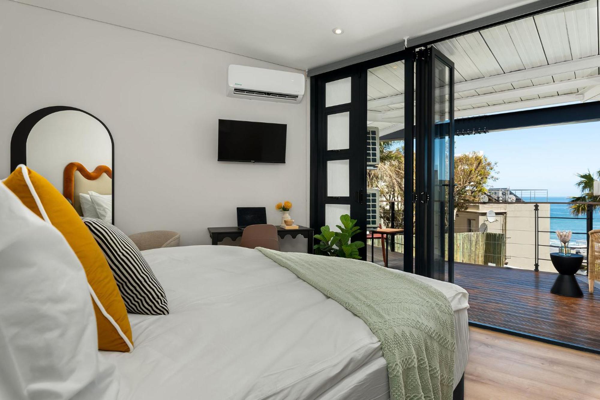 Hotel Neighbourgood 1St Crescent Camps Bay Kapstadt Exterior foto