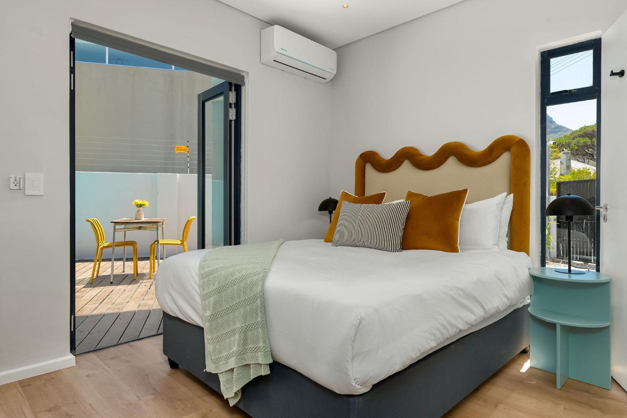 Hotel Neighbourgood 1St Crescent Camps Bay Kapstadt Exterior foto