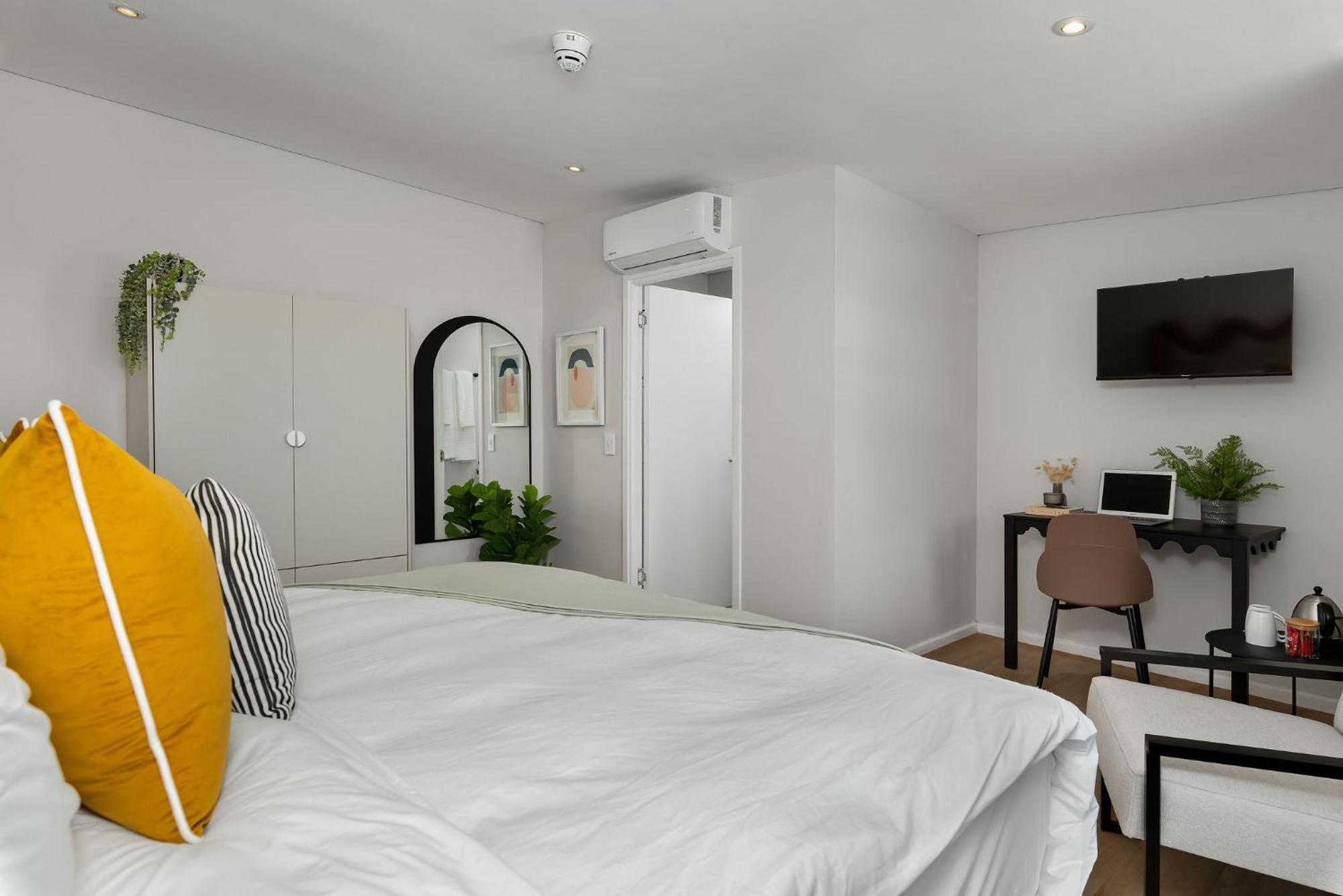 Hotel Neighbourgood 1St Crescent Camps Bay Kapstadt Zimmer foto