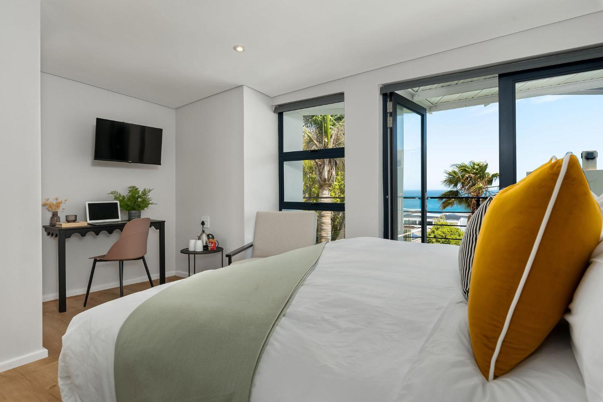 Hotel Neighbourgood 1St Crescent Camps Bay Kapstadt Exterior foto